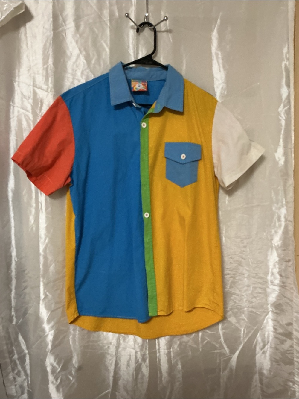 Colorblock Short-Sleeve Casual Button-Down Shirt in Blue, Yellow & Red